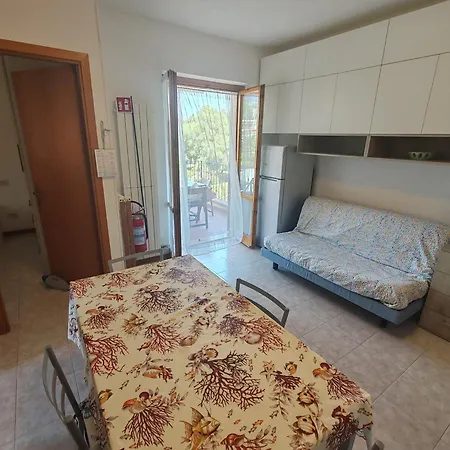 Moderno Trilocale Con Posto Auto Privato A 5 Minuti Dal Mare 公寓 *